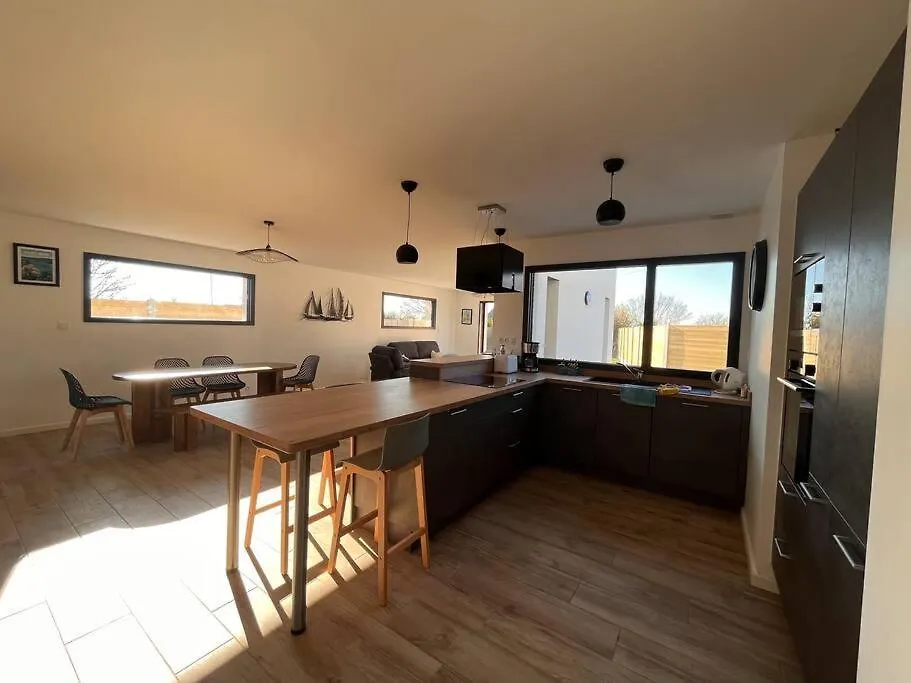 Maison De Vacances A 200 M De L'Aber Benoit Landeda Holiday home